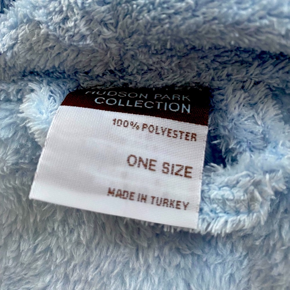 Bathrobe Hudson Park Collection , blue in color. - Picture 6 of 7